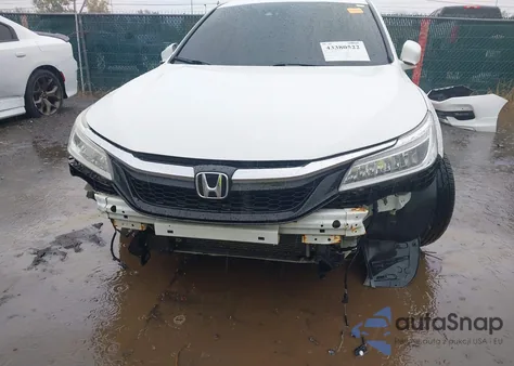 2016 Honda Accord Touring из США, поврежденный, VIN 1HGCR3F95GA019952